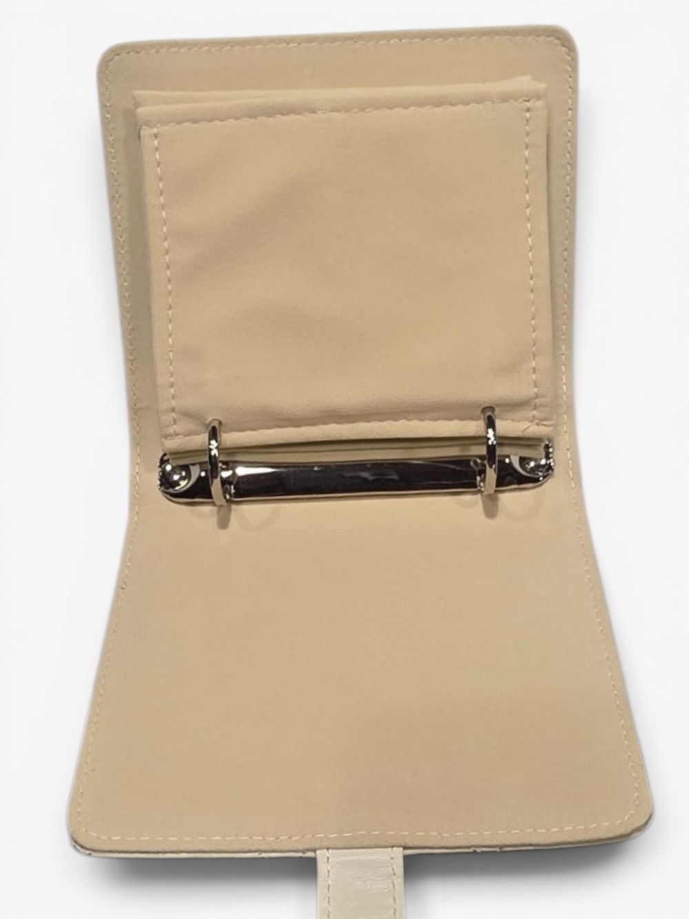 Vlando Travel Jewelry Organizer Case | Quilted Cream Faux Leather | Velvet Lined - Picture 8 of 11